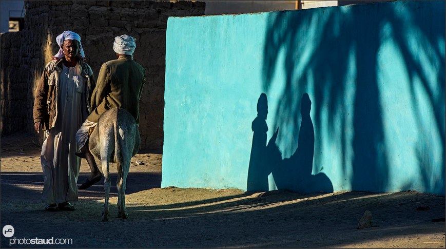 Shadows on the wall, Sudan